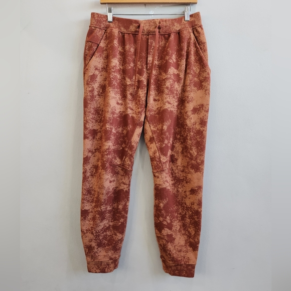 Lululemon Men’s Size Large City Sweat Jogger Terry Pants Terra Clay Classic - Picture 1 of 9